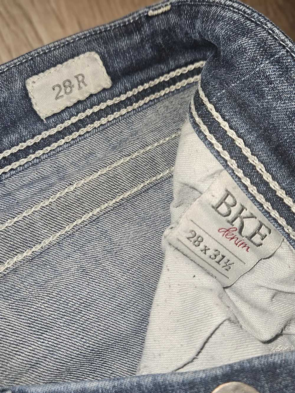 BKEdenim Sabrina Women's Bootcut Jeans - Medium Wash Blue - Picture 3 of 7